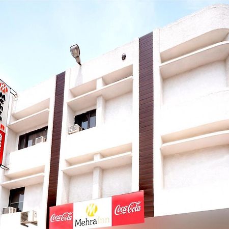 Hotel Mehra Inn アムリトサル エクステリア 写真