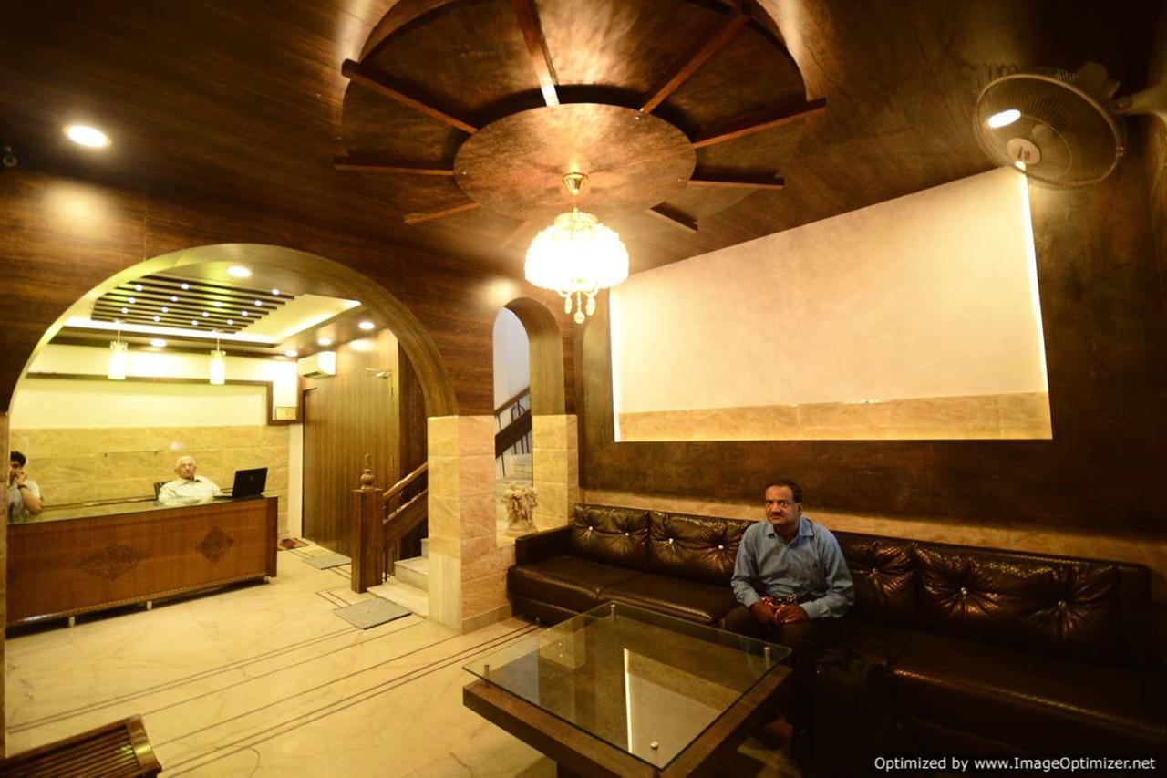 Hotel Mehra Inn アムリトサル エクステリア 写真